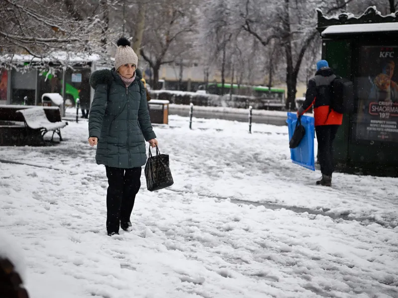 METEO Administraţia de Meteorologie, cod galben de ninsori viscolite şi polei. Zonele afectate - FOTO: Inquam Photos / Alex Nicodim