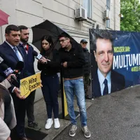 George Simion preia investigația Newsweek să îl atace pe Nicușor Dan. Când nu îi convine ne înjură - Foto: INQUAM PHOTOS / Octav Ganea