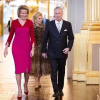 Regina Mathilde a Belgiei, în centrul unui scandal din cauza rochiei purtate la un eveniment. / Foto: Instagram, @belgianroyalpalace