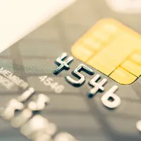 Plata cu cardul pentru livrarea cumpărăturilor on-line poate fi o capcană. Banii pot fi furați Foto: Freepik (fotografie cu caracter ilustrativ)