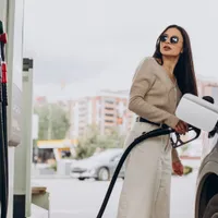 1.500 de lei ajutor de la stat pentru achiziția de benzină sau motorină. Care români beneficiază - Foto: Freepik (Imagine cu rol ilustrativ)