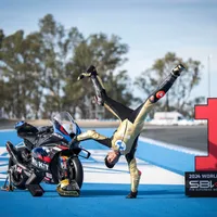 „El Turco” a obținut al doilea titlu mondial în Superbike. Nou record, 13 victorii consecutive - Foto: BMW