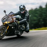 Viteza cu care a fost surprins de radar un motociclist pe „Drumul Morții”. Ce sancțiune a primit? - Foto: Shuterstock / imagine rol ilustratiuv