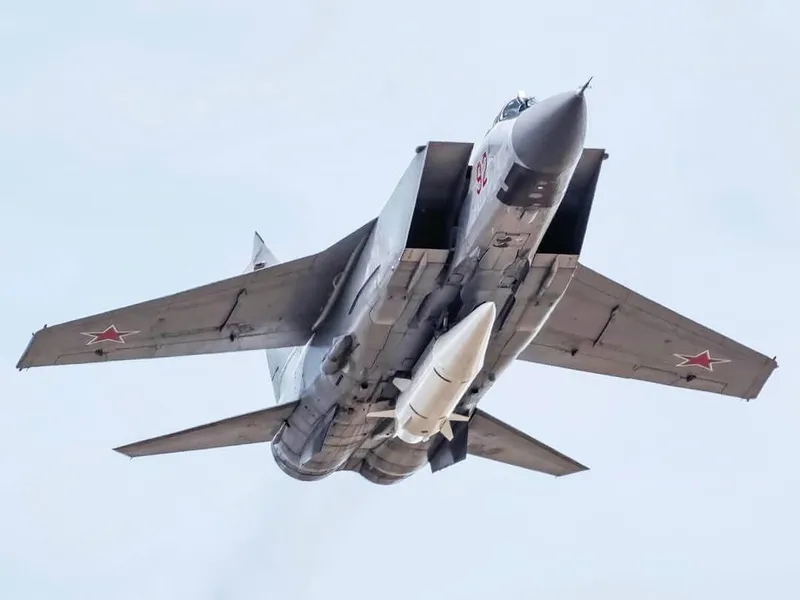 MiG-31K modificat cu o rachetă hipersonică Kinzhal (imagine cu rol ilustrativ)-Foto: mil.in.ua