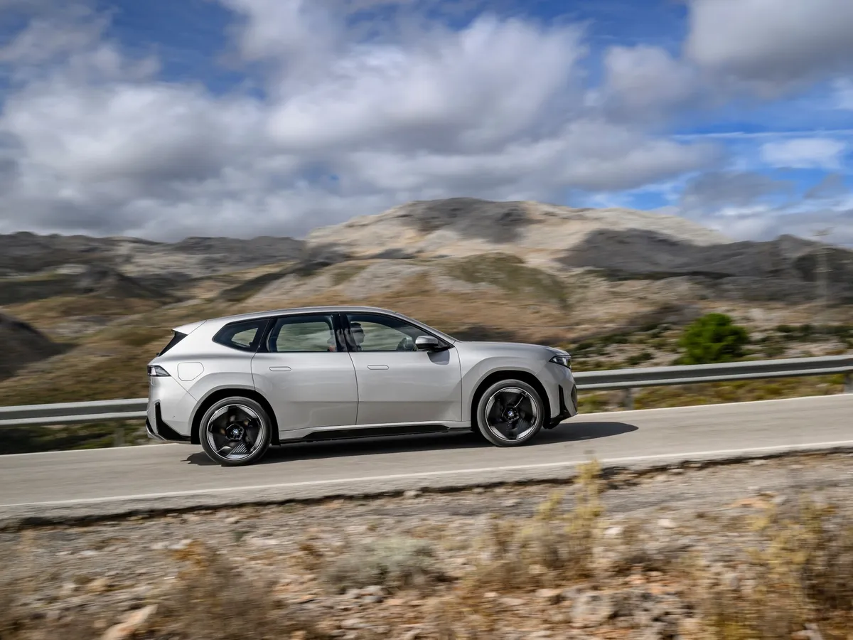 BMW iX3 Neue Klasse - Foto: BMW