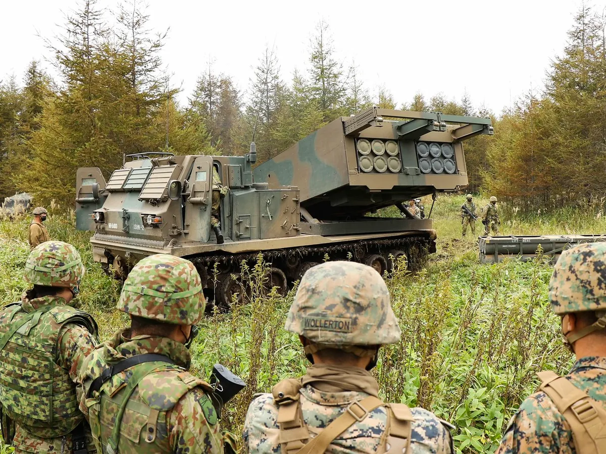 Sistemul de rachete cu lansare multiplă M270 al Armatei SUA - Foto: Profimedia Images