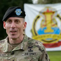 Generalul Gary Volesky, care a ironizat o postare despre avort a Primei Doamne, anchetat de Armata SUA Foto: profimediaimages