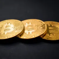 Bitcoin a atins duminică un nivel record de aproape 35.000 de dolari/FOTO: unsplash.com