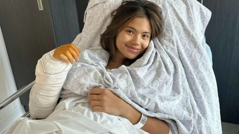 Emma Răducanu, pe patul de spital. Foto: Instagram /emmaraducanu