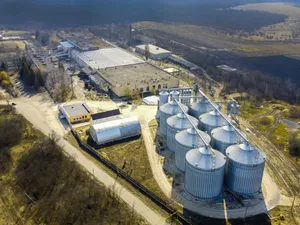 România, la secret. Numele membrilor Comisiei de Analiză a Investițiilor Străine, clasificate - Foto: Freepik (Imagine cu rol ilustrativ)