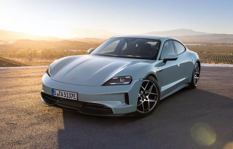 Porsche Taycan - Foto: Porsche
