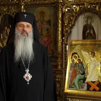 Fără nici o referire la vaccinare, ÎPS Teofan al Moldovei semnează o pastorală despre solidaritate/FOTO: ziaruldeiasi.ro
