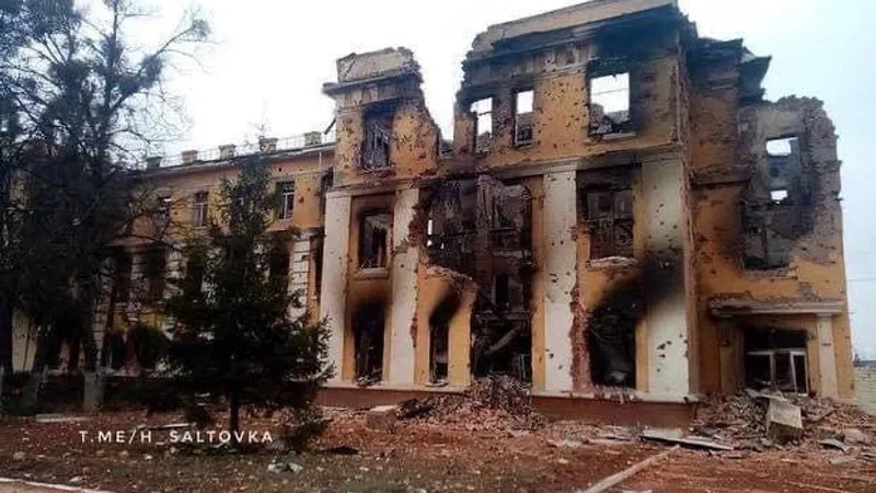 VIDEO Rusia atacă brutal civilii și clădirile ucrainene cu rachete. Orașul Harkov este sub asediu/FOTO: Twitter/AbuKabzon