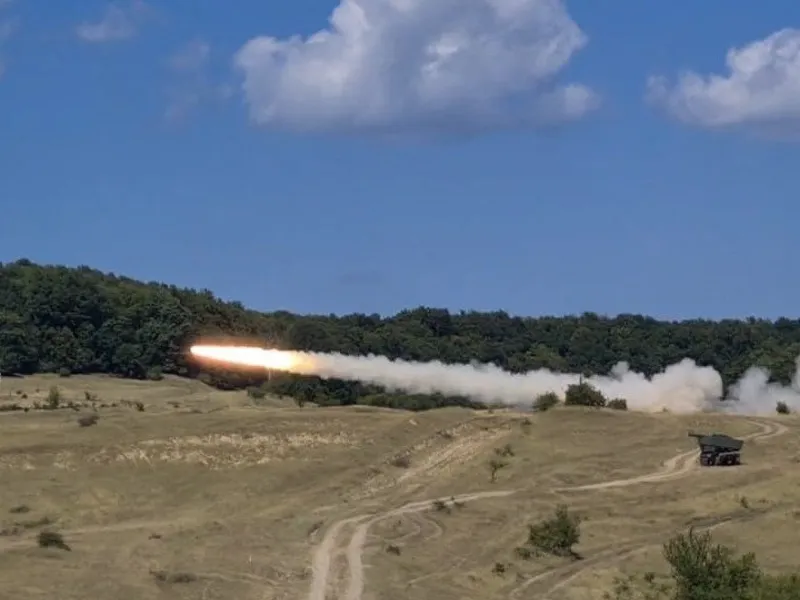 O filmare nouă arată amploarea exercițiilor de la Brașov, la antrenamentul cu HIMARS - FOTO: Facebook/ Brigada 8 ROT