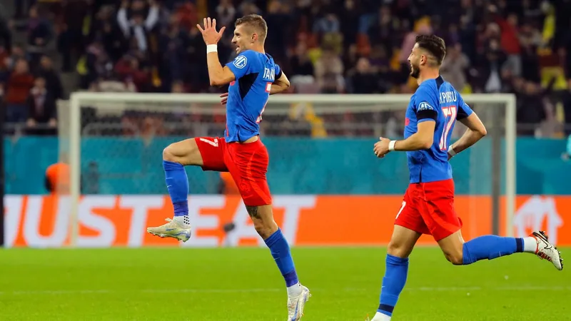 Becali, după victoria FCSB: în Europa League: „A făcut meciul vieții lui”. Tănase: Un gol divin - Foto: Profimedia images