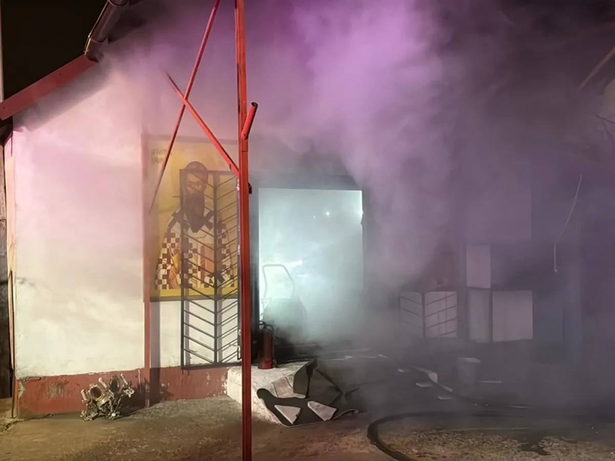 Incendiu la biserică în Tulcea - Foto: ISU Tulcea