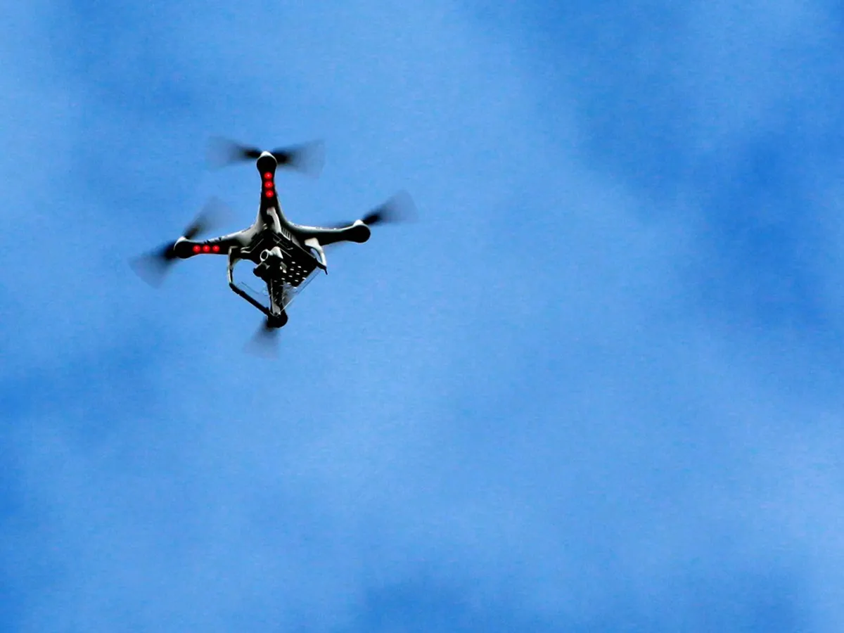 VIDEO Dronă a Ucrainei care sfidează rachetele. Lovește nave de patrulare ale Rusiei - Foto: Profimedia images