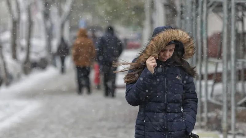 Vremea se va răci brusc începând cu 29 octombrie