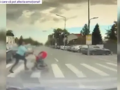 VIDEO Imaginile surprinse de camera de bord a șoferului care a accidentat mortal o mamă pe trecerea de pietoni. Momentul impactului