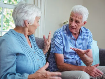 Pensionari îngrijorați la pensie - Foto: Freepik