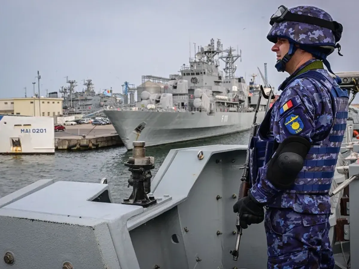 O dronă marină a explodat în Portul Constanța. Zona este izolată