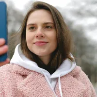 La ce pericole te poți expune dacă folosești telefonul în natură? Îți poți pune viața în pericol Foto: Pexels(fotografie cu caracter ilustrativ)