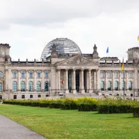 Un bărbat din Germania a fost acuzat de spionaj după ce a transmis Rusiei planuri ale clădirii Bundestagului/FOTO: unsplash.com