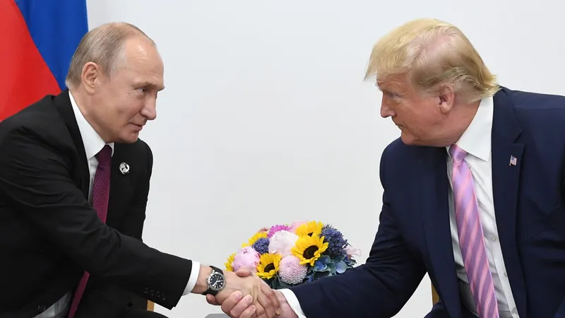Vladimir Putin și Donald Trump - Foto: Profimedia Images (arhiva)