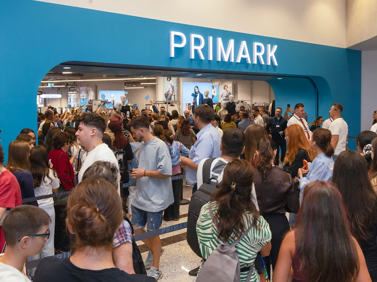 Primark a deschis primul magazin din Iași, în urma unei investiții de 10 milioane de euro