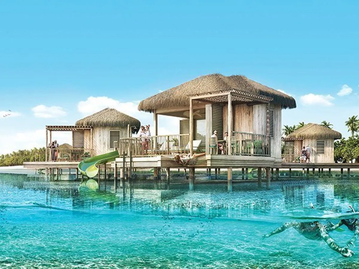 La CocoCay au fost construite, de exemplu, primele bungalow-uri
„plutitoare“ din Bahamas