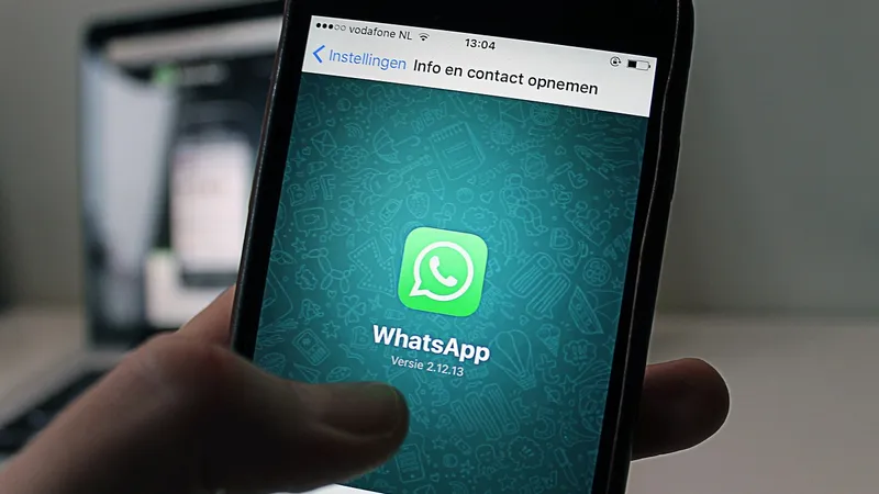 Escrocherie care îi vizează pe utilizatorii WhatsApp. Începe cu un mesaj: „Bună ziua”. Ce urmează? - Foto: pixabay.com (rol ilustrativ)