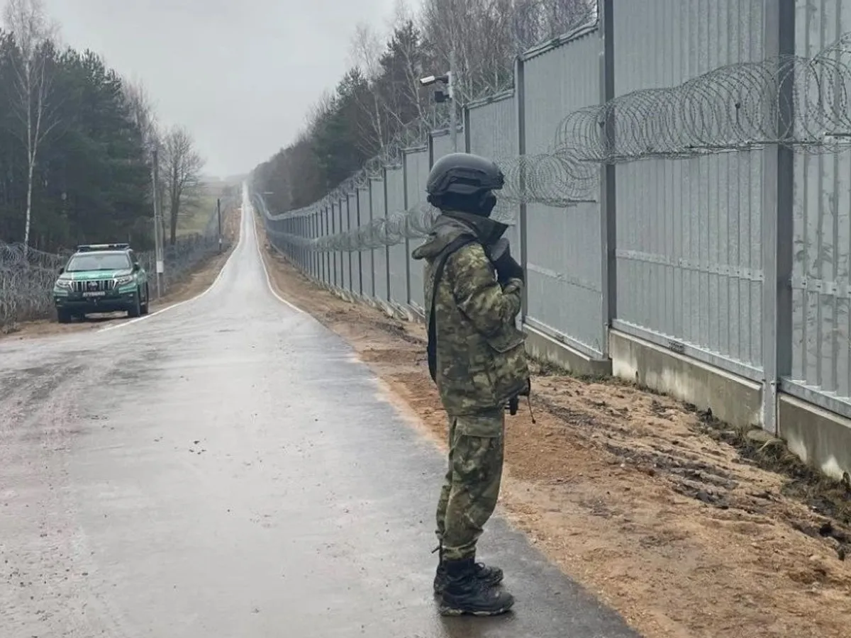 VIDEO Un tunel sub granița polono-belarusă. Peste 180 de migranți au ajuns așa în Polonia. De unde erau