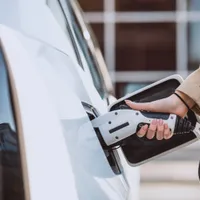 Foto: Numărul stațiilor de încărcare electrică a mașinilor este în creștere Sursa: Freepik