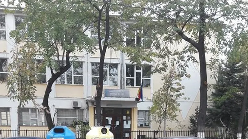 Șpaga a fost primită chiar în poarta școlii