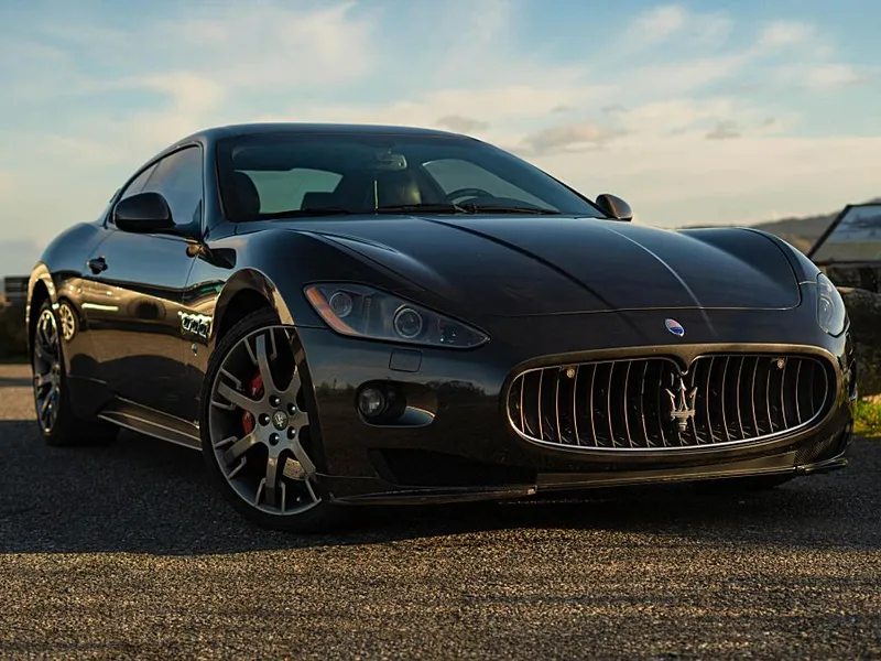 Producătorul auto Stellantis susține că tarifele lui Trump l-au costat 300 de milioane de euro - Foto: Pexels/Nicholas Espinosa