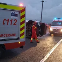 Accident fatal pe Drumul morții. Tânăr motocilist, și un șofer de 77 de ani, morți pe loc în impact - Foto: Facebook/Ambulanța - Caracter ilustrativ