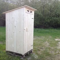 România Secolului XXI: 4 din 10 români nu beneficiază de canalizare. Au WC-ul în curte sau fosă - Foto: europafm.ro (Imagine cu rol ilustrativ)