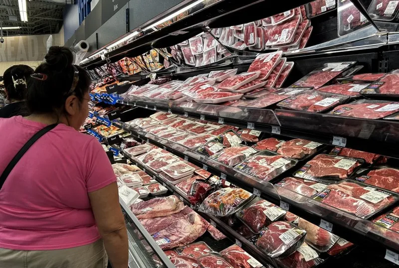 Caserole cu carne de vită, într-un supermarket din Houston, Texas - Foto: Profimedia Images