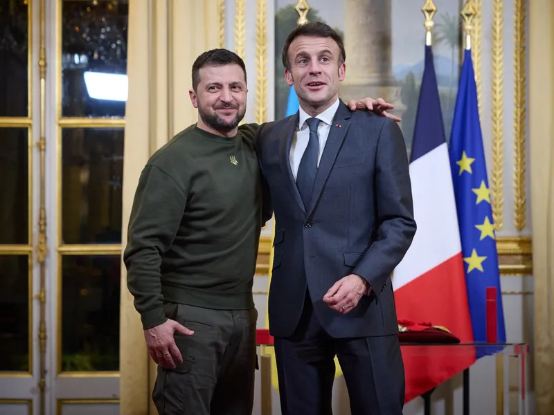 Volodimir Zelenski și Emmanuel Macron - Foto: Profimedia Images