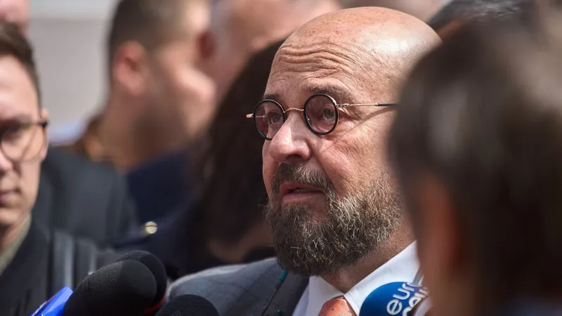Piedone, pus sub acuzare de DNA pentru corupție. Ar fi anunțat un prieten că vine în control - Foto: Profimedia Images