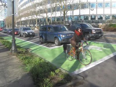 Bike Box în Portland, Oregon Foto: NACTO.org