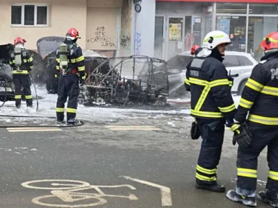 De ce a murit femeia în mașina electrică arsă ca o torță în București, și de ce soțul ei, deși afectat de flăcări, a scăpat