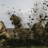 General ucrainean: "Situația la Bakhmut, complicată dar rușii nu reușesc să preia controlul" - Foto: Facebook/ Volodimir Zelenski