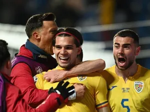 Golurile victoriei au fost marcate de Hagi și Pușcaș Foto: sport pictures