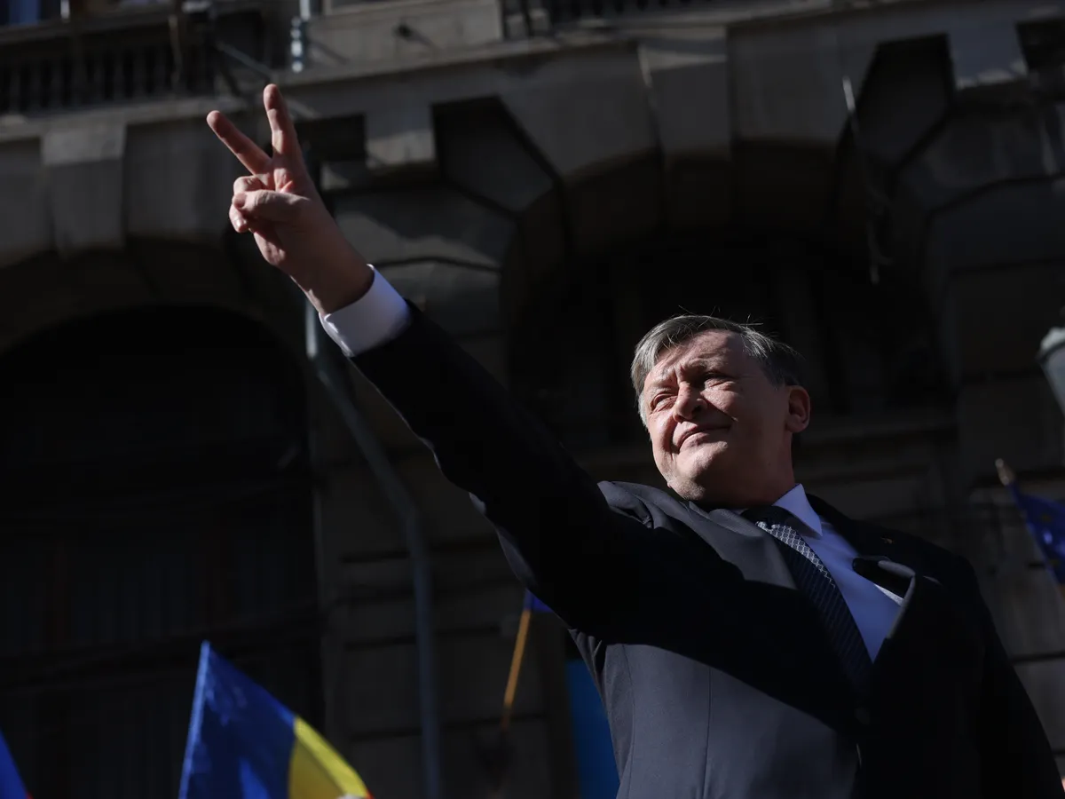 Crin Antonescu ironizează scenariile privind o retragere: „Am fost retras de vreo 15 ori” - FOTO: Inquam/Octav Ganea (imagine cu rol ilustrativ)