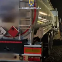 Un șofer ucrainean a fost prins beat la volanul unei cisterne cu 30 de tone de combustibil - Foto: Poliția Română