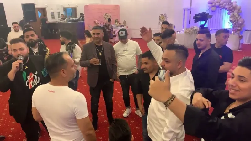 Mai mulți membri ai clanului Chira au fost trimiși în judecată după ce au scos macetele într-un club din Mamaia Foto: replicaonline.ro