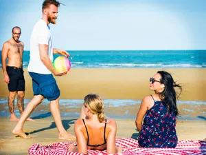 Foto: Românii vor merge în număr mare la Marea NEagră Sursa: Freepik (rol ilustrativ)