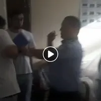 Claudiu Prisnel, agresat de polițistul local Alexandru Gavril. FOTO: Printscreen clip USR