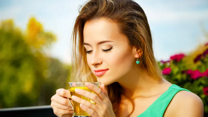 Ceaiul făcut în casă dintr-un ingredient care te ajută să slăbești și elimina crampele menstruale - Foto: Istock / imagine cu rol ilustrativ